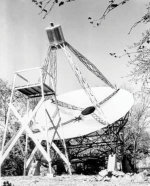 葛羅特．瑞博的第一座電波望遠鏡