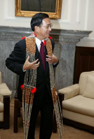 總統陳水扁會晤所羅門群島總理柯馬克札 President Chen Meets the Prime Minister of Solomon Islands, Allan Kemakeza