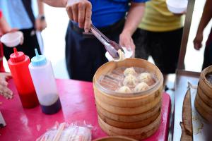 大甲媽祖遶境進香_沿途提供的餐飲_小籠包