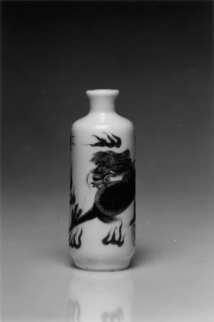 Snuff Bottle with Dragon