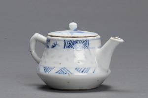 高茶壺