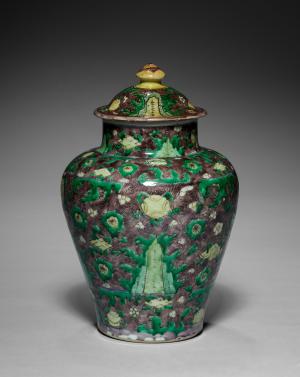 Wucai Baluster Jar and Cover