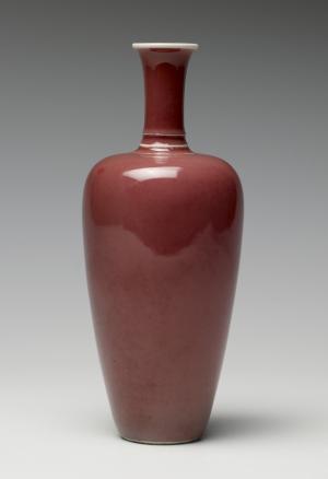 Three-String Vase