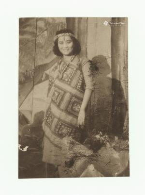 1943年舞台劇《阿里山》女主角獨照