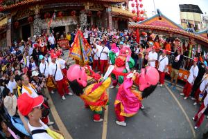 大甲媽祖遶境進香_彌勒團於福天宮拜廟