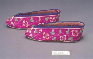 紫地繡花平底鞋