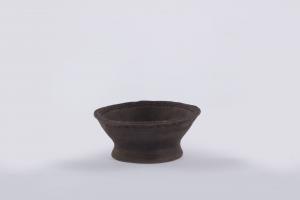 陶碗 Earthen Bowl