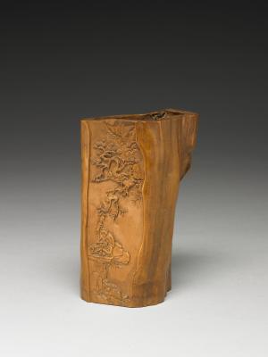 清 十八世紀 黃楊木戲猿圖筆筒