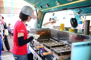 大甲媽祖遶境進香_沿途提供的餐飲_雞蛋糕